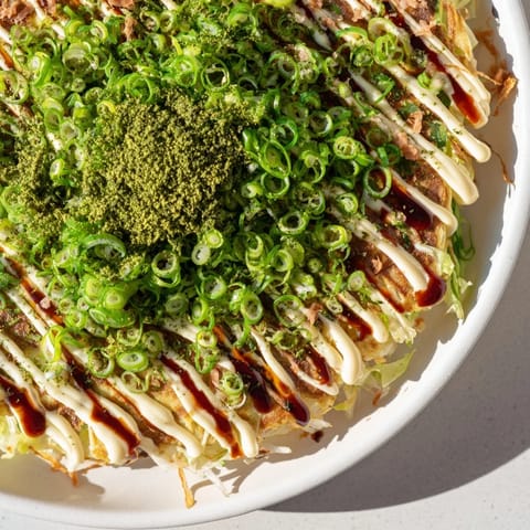 Japanische Okonomiyaki Pfannkuchen #182